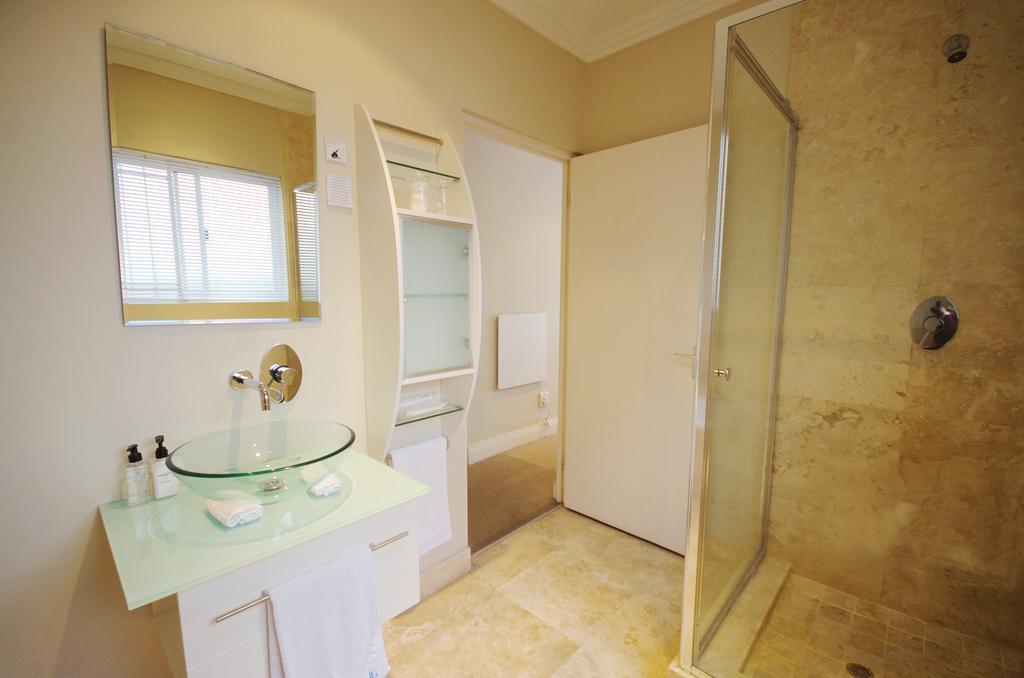 Bed & Breakfast 61 On Camps Bay