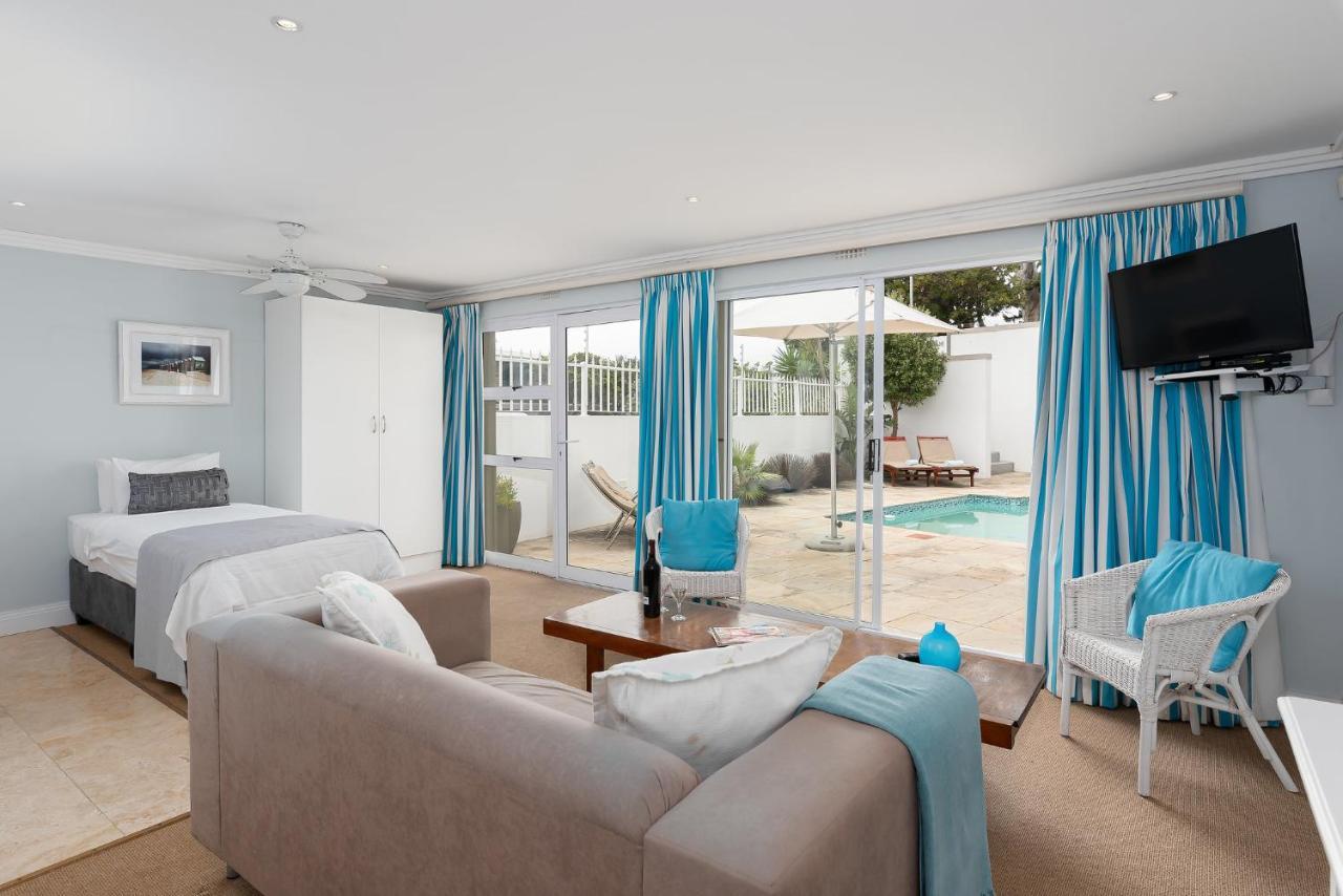 Bed & Breakfast 61 On Camps Bay 3*