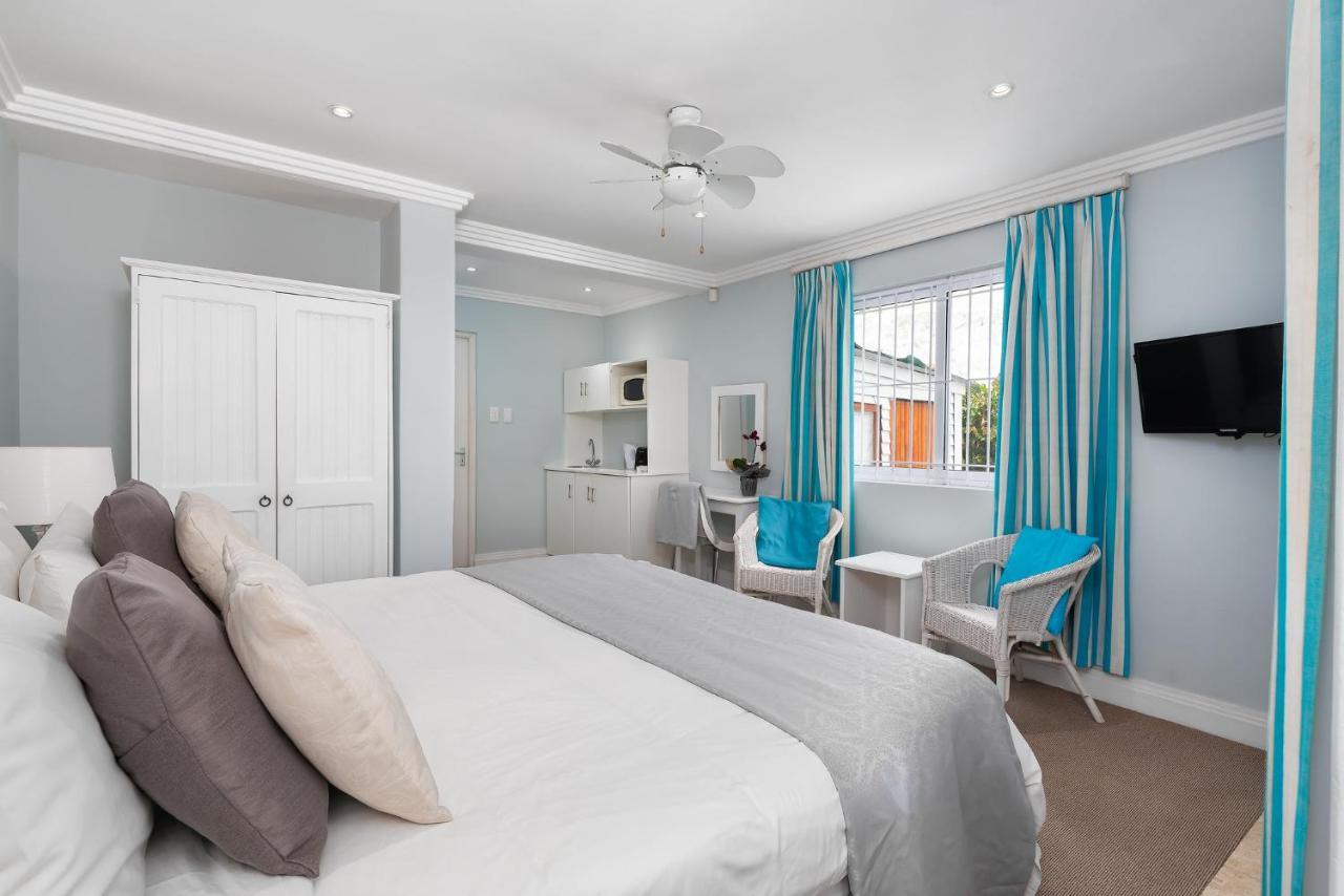 Bed & Breakfast 61 On Camps Bay Cape Town