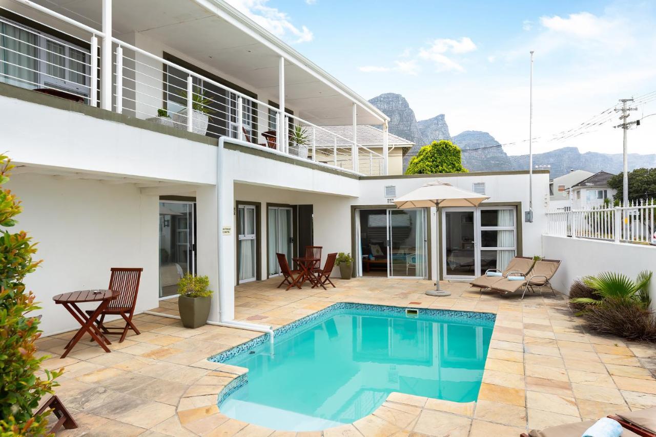 61 On Camps Bay 3*