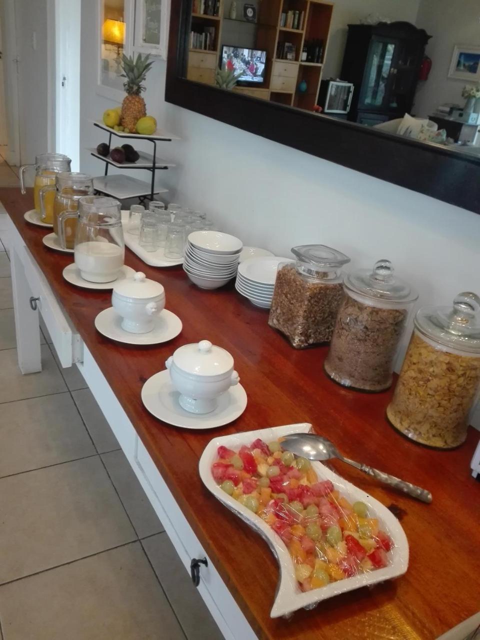 Bed & Breakfast 61 On Camps Bay Cape Town